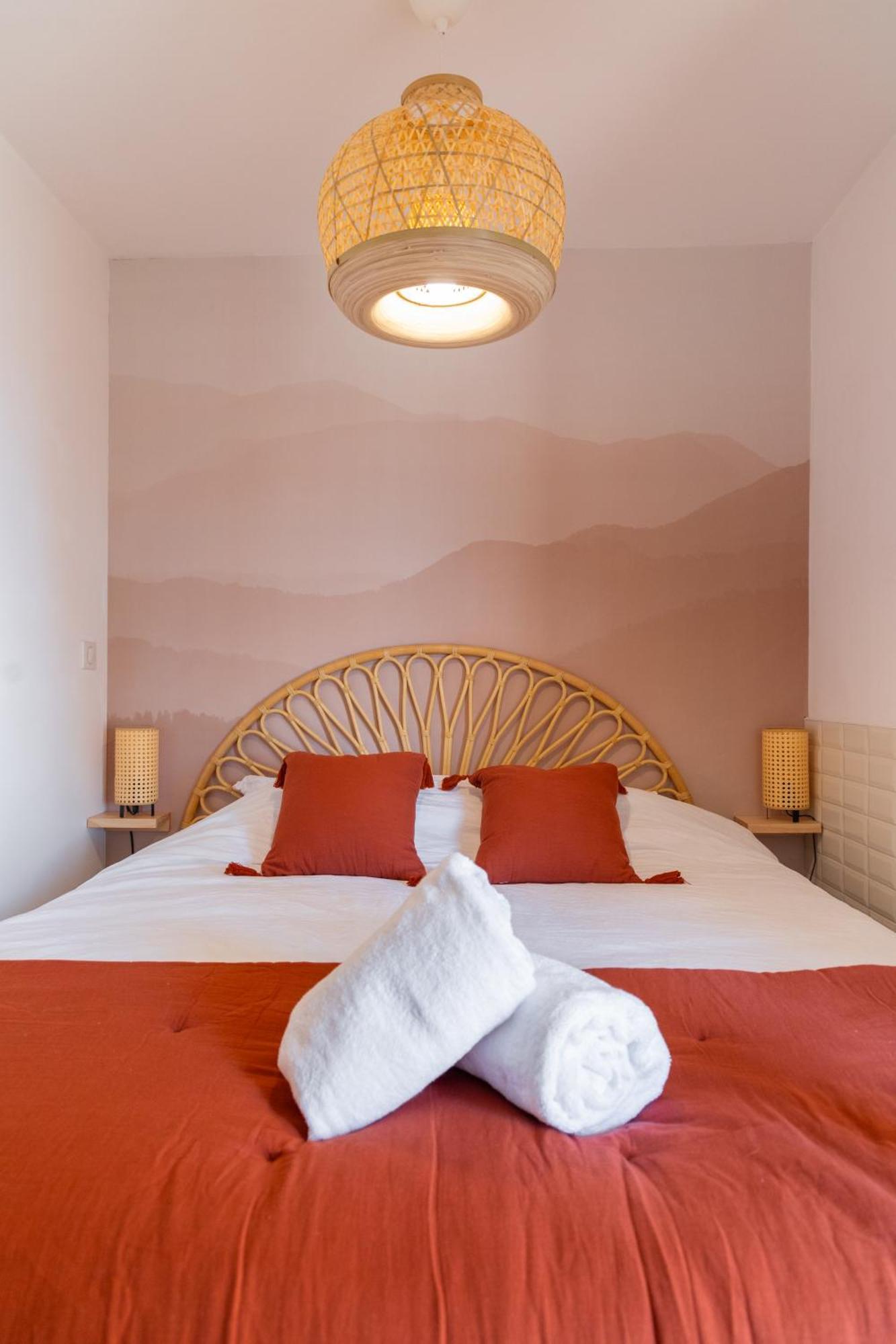 Appart Cosy, Piscine, Clim, Parking Prive - Proche Plage - Arrivee Autonome - Lit Queen Size La Seyne-sur-Mer Exterior foto