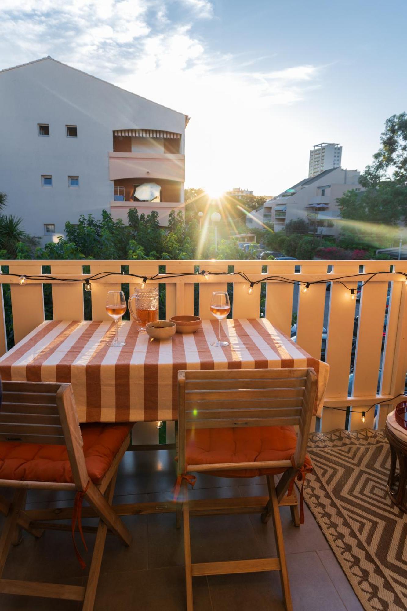 Appart Cosy, Piscine, Clim, Parking Prive - Proche Plage - Arrivee Autonome - Lit Queen Size La Seyne-sur-Mer Exterior foto